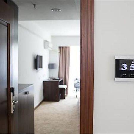 Coinfamily Hotel Shanghaj Zewnętrze zdjęcie