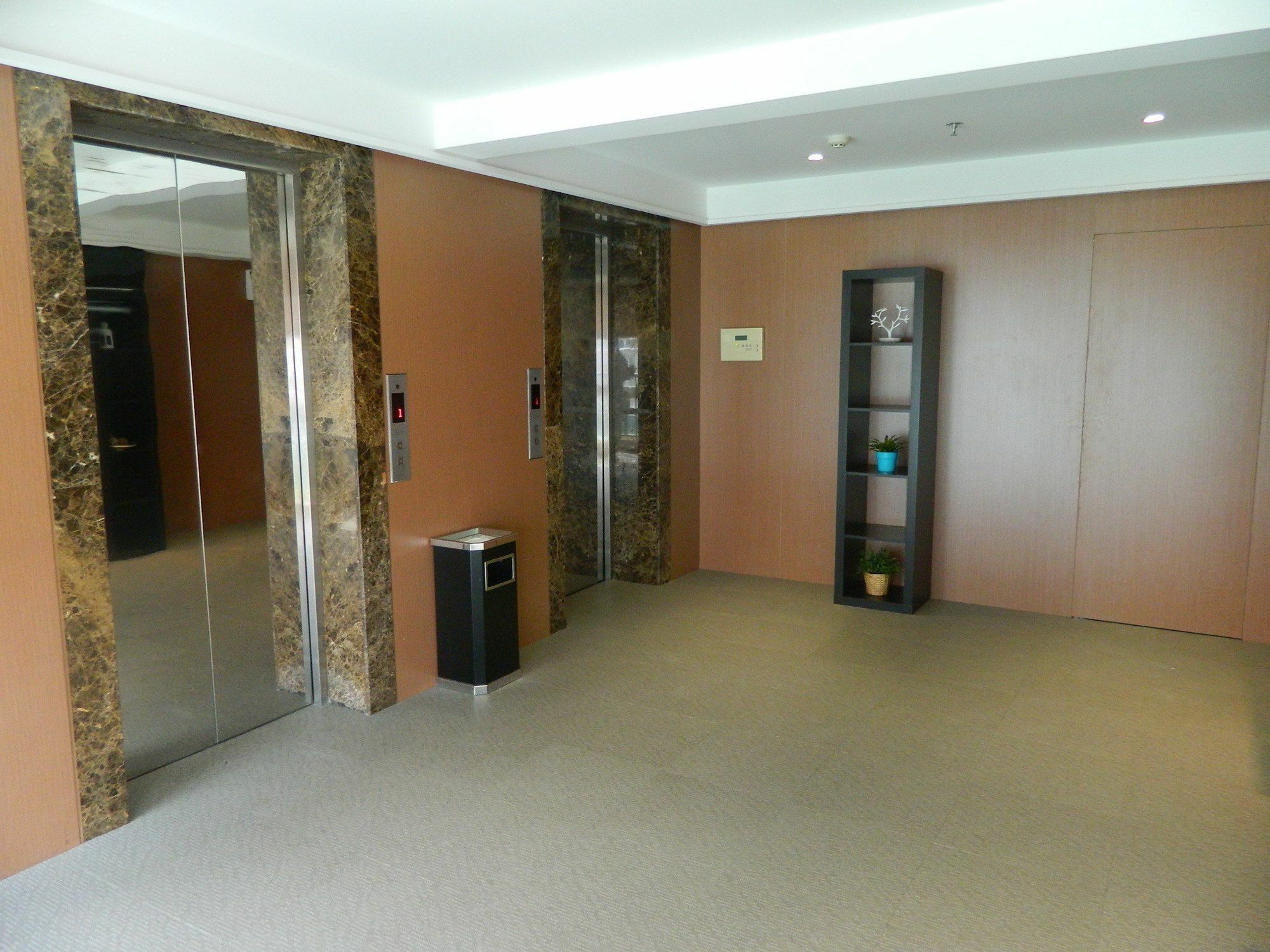 Coinfamily Hotel Shanghaj Zewnętrze zdjęcie
